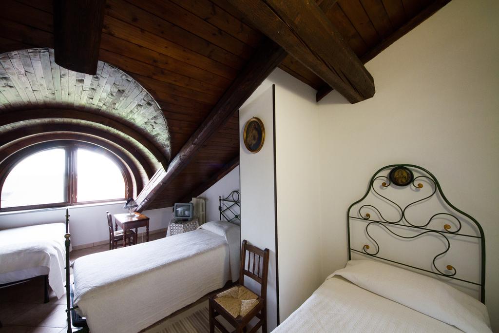 Agriturismo La Ca 'D Majin Poirino Экстерьер фото